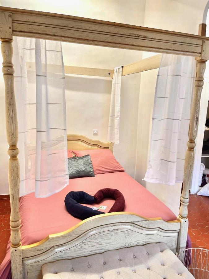 Appartement De Charme Au Coeur De กราส ภายนอก รูปภาพ